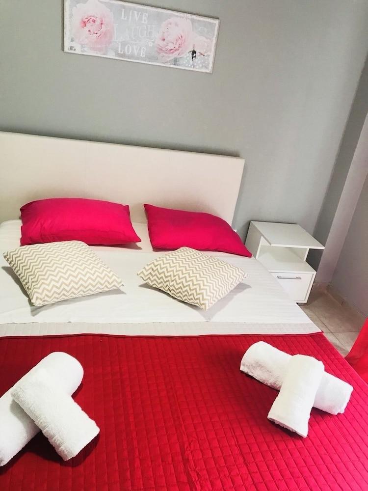 Merilyn Central Apartment Athens Ngoại thất bức ảnh