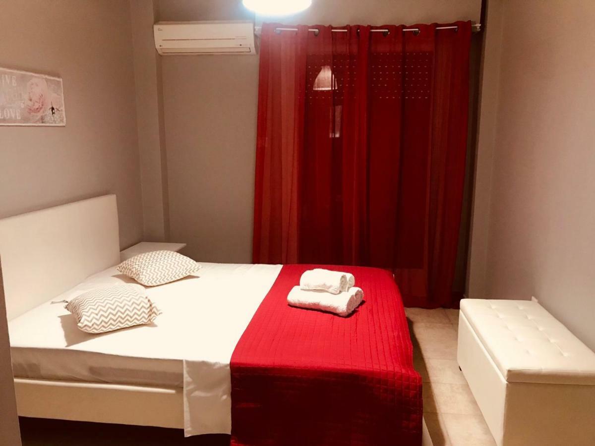 Merilyn Central Apartment Athens Ngoại thất bức ảnh