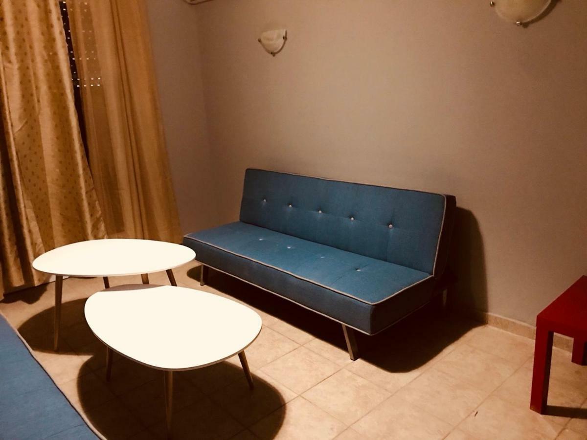 Merilyn Central Apartment Athens Ngoại thất bức ảnh