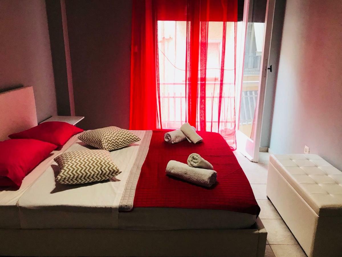 Merilyn Central Apartment Athens Ngoại thất bức ảnh
